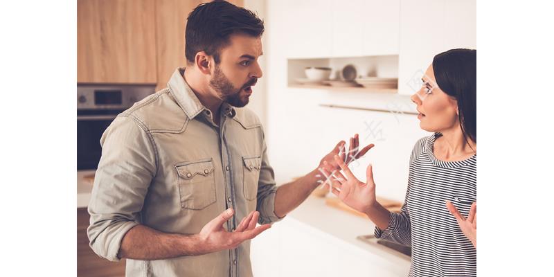 “我嫂子就是欠管教”小姑子挑唆老公打我，老公一巴掌挽救了婚姻