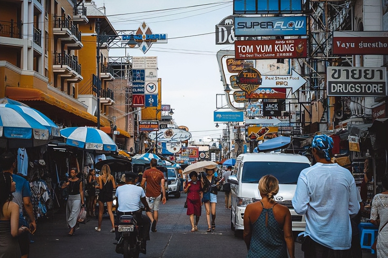 1989年，一桩错综离奇的珠宝失窃案，竟让沙特和泰国绝交30年？