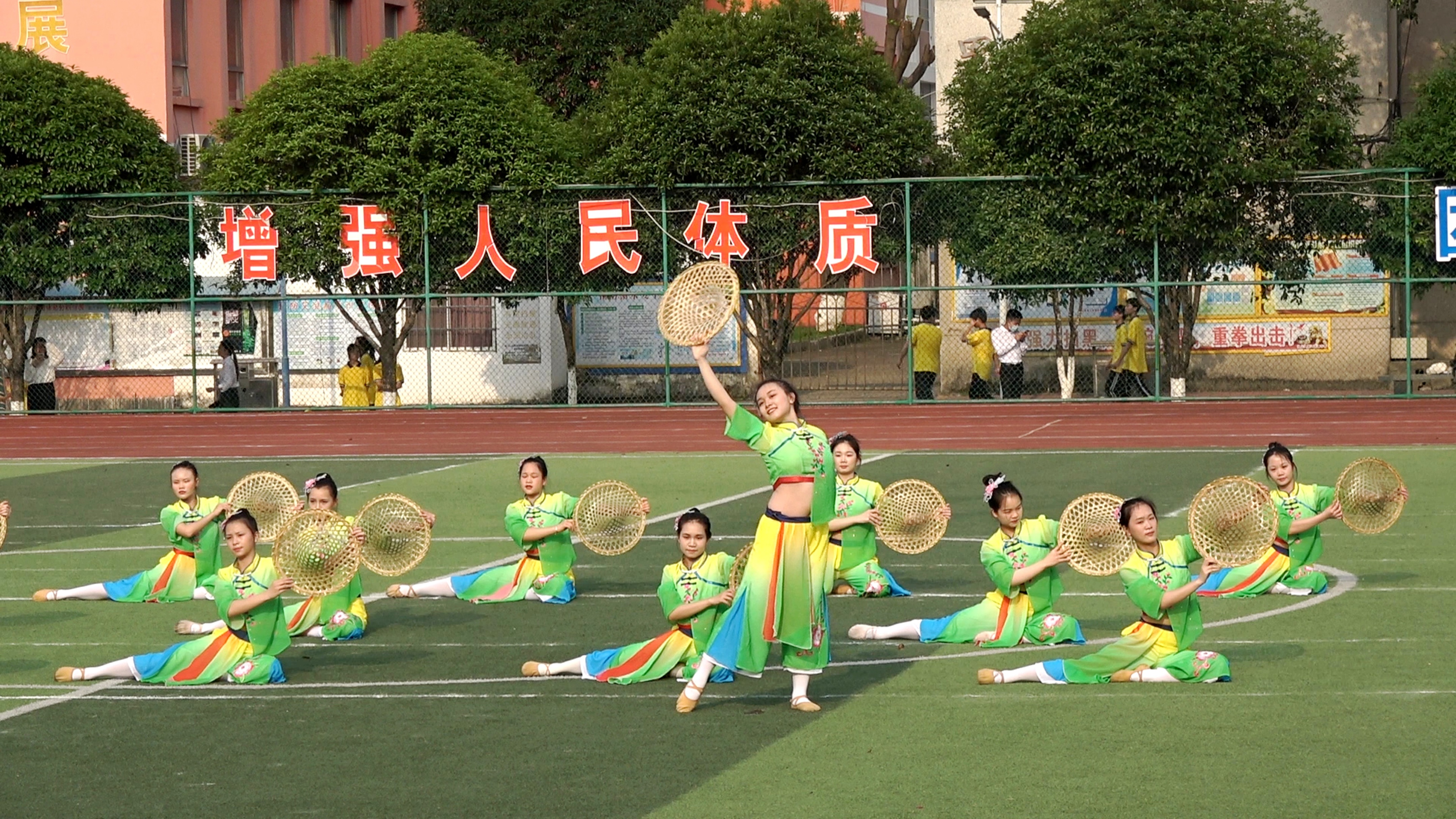 五育并举迎新春,五育并举全面成长促发展