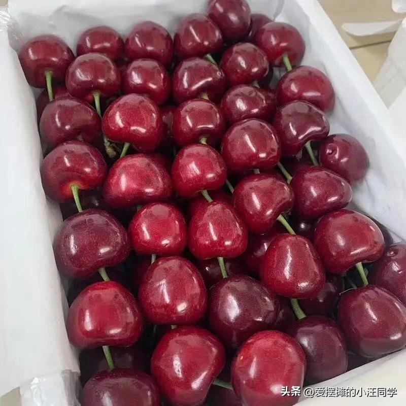 街边卖水果赚钱难吗,合肥摆摊卖水果赚钱么