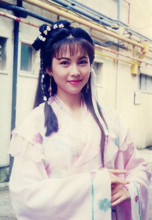 43岁女明星面容老态,被岁月催老容颜的十位女星