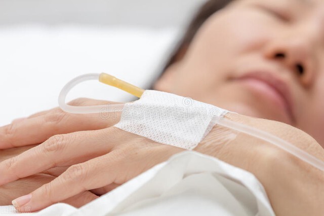 爸妈没儿子女儿出嫁后父母怎么办,女儿嫁人了父母怎么办