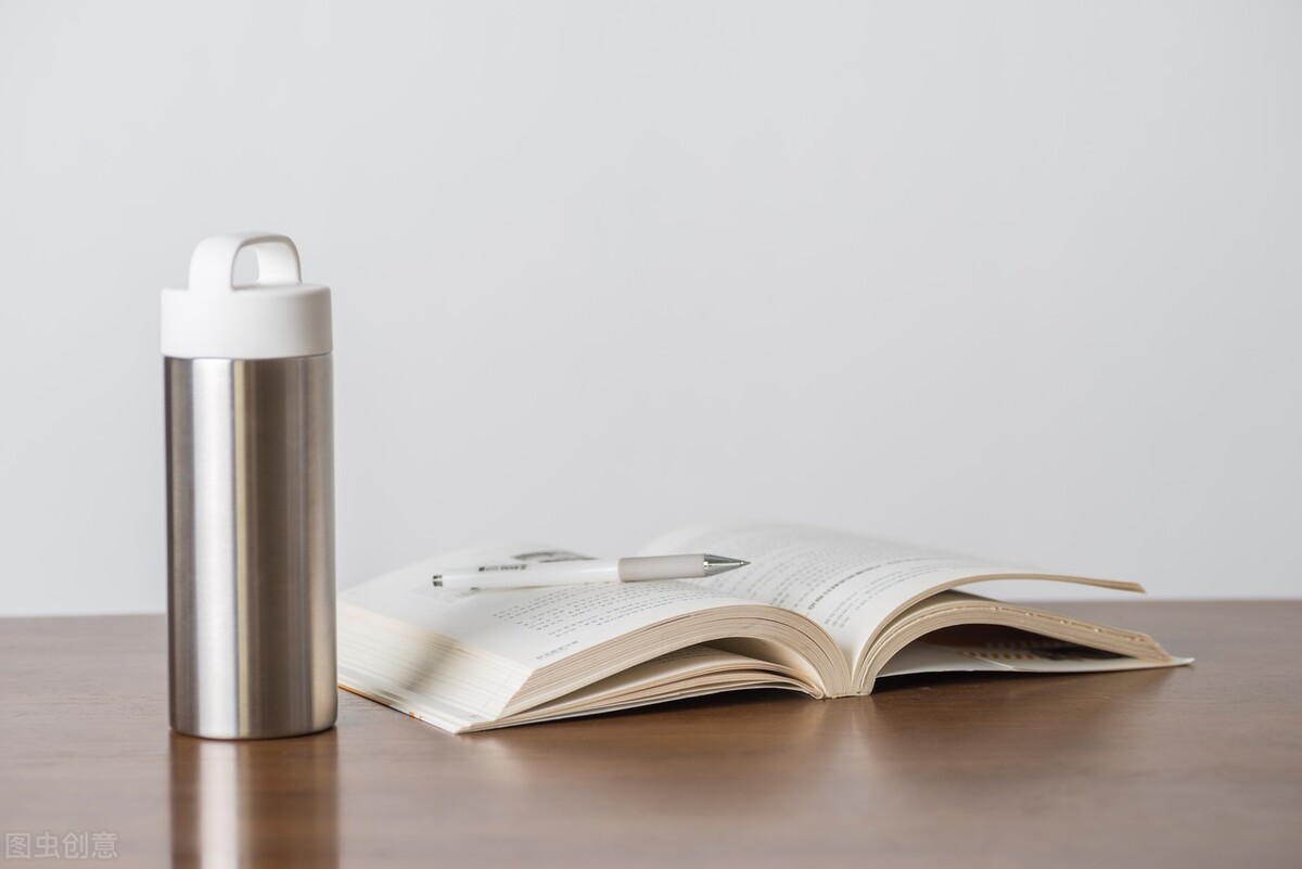 保温杯挑不好小心热水变毒水,保温杯重金属会自然析出吗