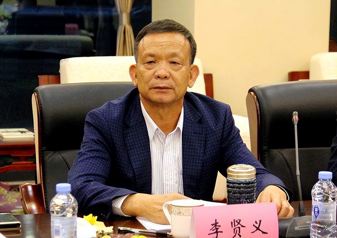 信义玻璃自爆谁负责,信义玻璃事件