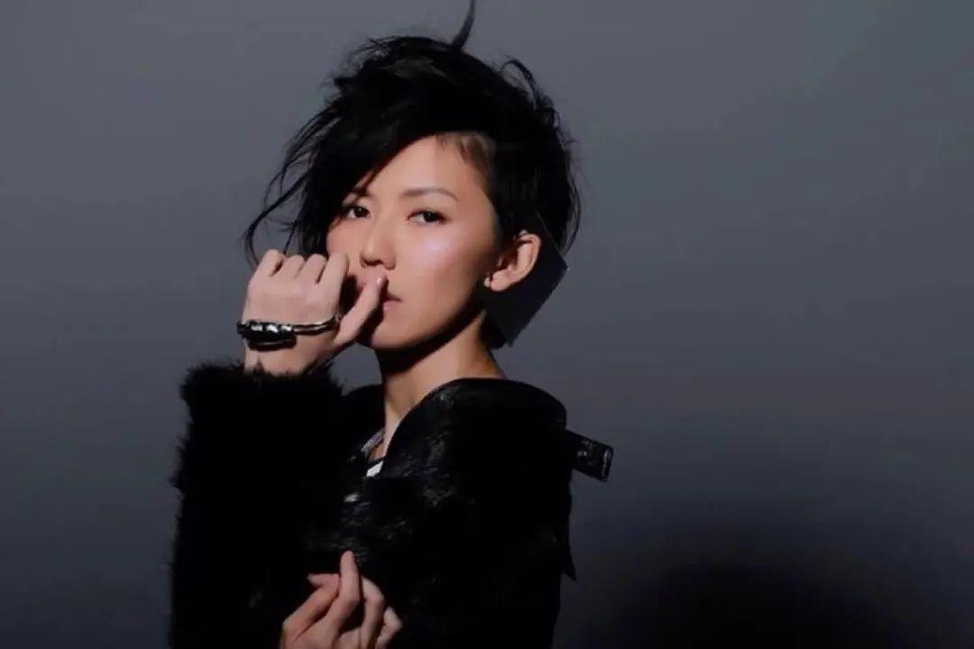 年轻人比较关心的问题,当代年轻人最关心的事情