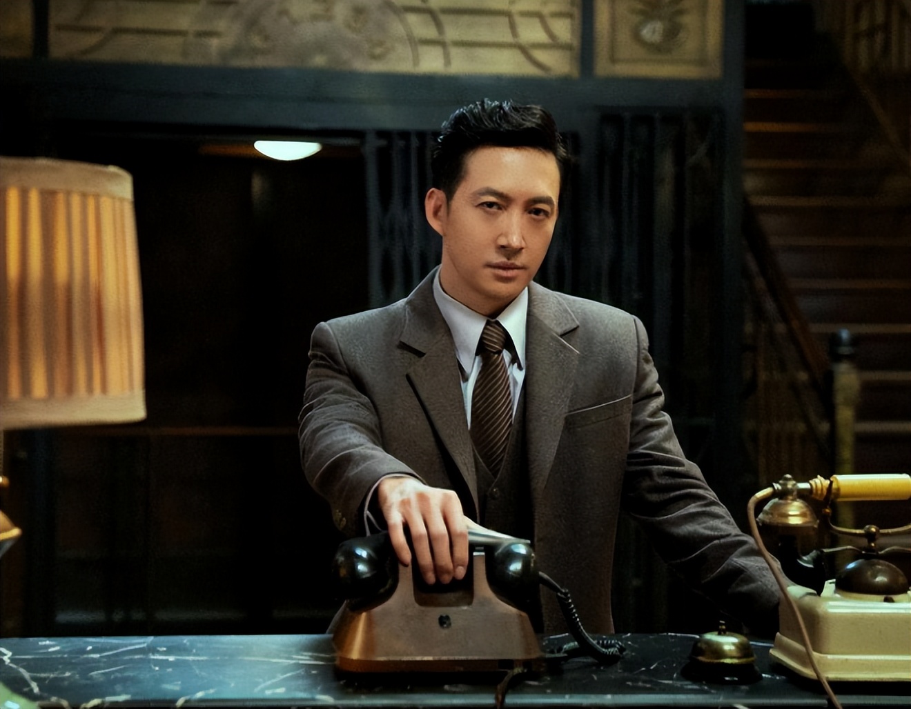 年轻时候最帅的5个男演员,那些长得一般却很有气质的男演员