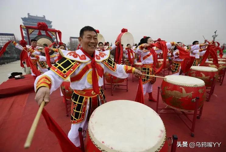 山西民间艺术炕围画图片,山西民间艺术瑰宝