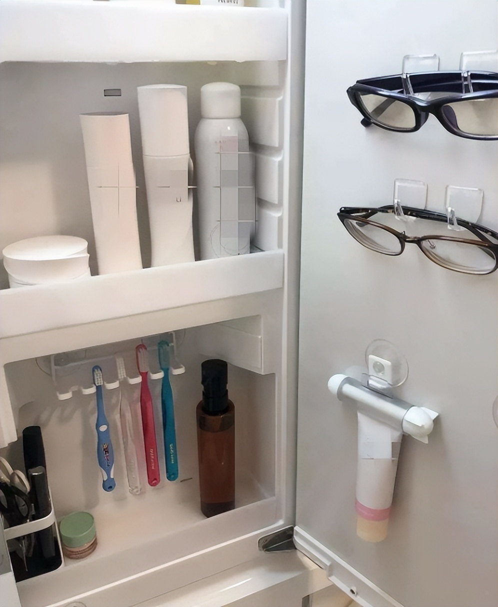 挂钩一般几块钱一个,2个挂钩的各种小妙用