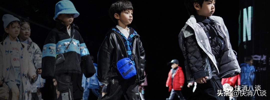 两件连衣裙打折下来1400元！63%的人不会购买，太平鸟比去年还多赚88%，网友：“质量一般价格还贵得要死”