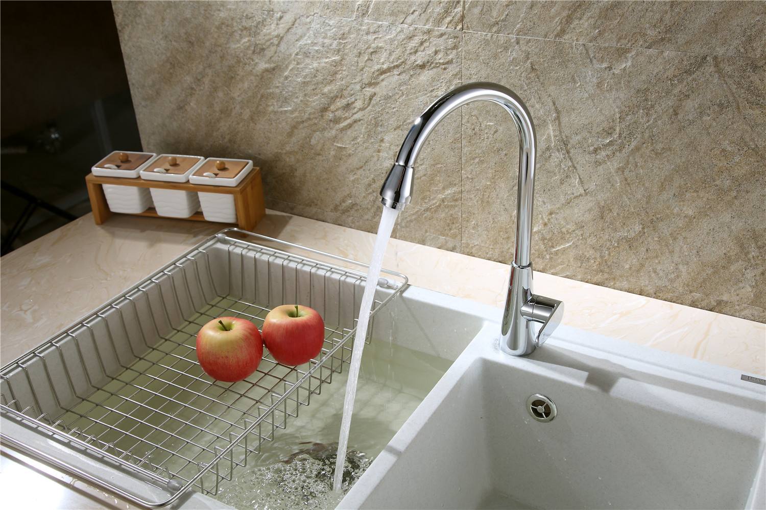 买净水器一直喝废水 (净水器装反了全家喝了一年废水)