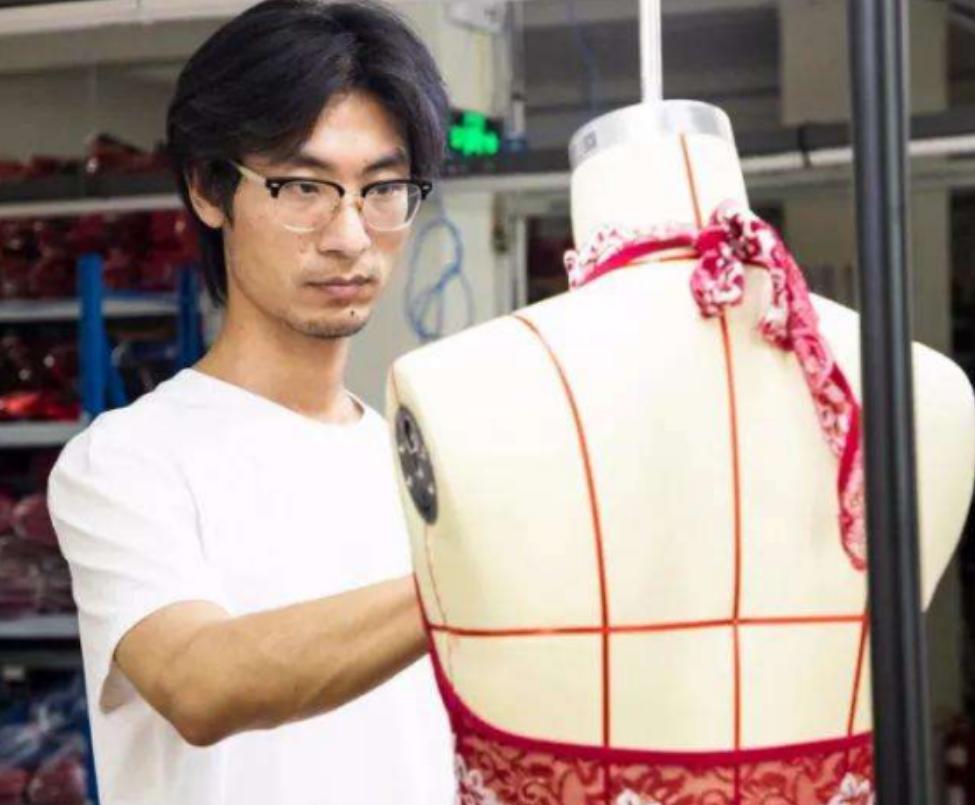 做内衣创业经历,创业卖内衣年入百万