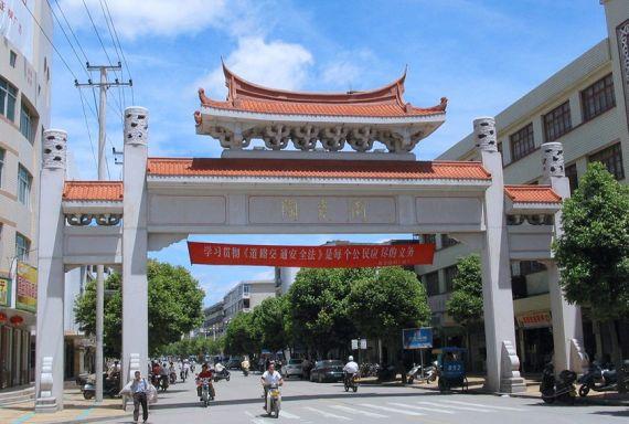 泉州到哈尔滨冰雕攻略,泉州德化冰墩墩