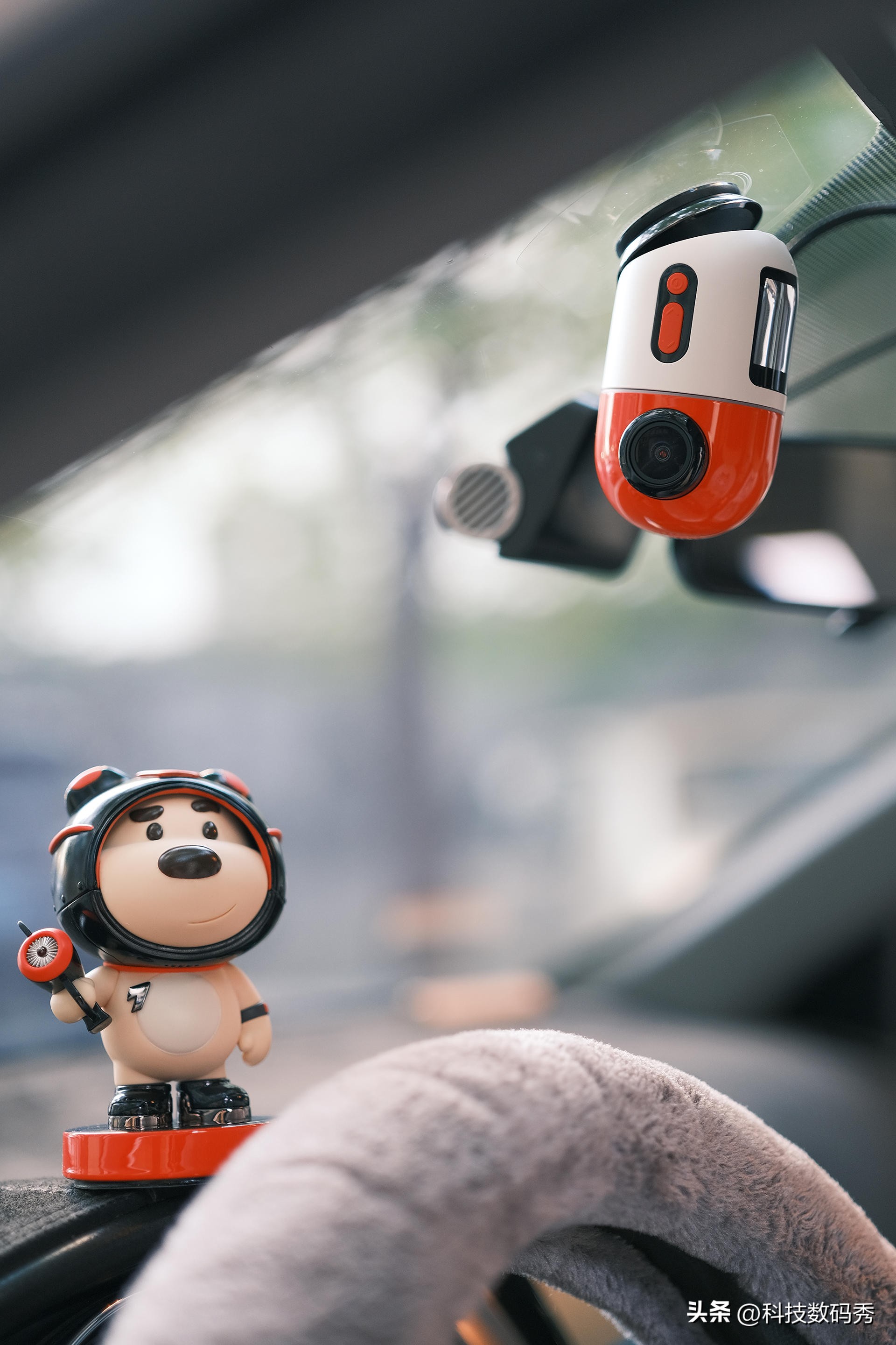 哨兵模式行车记录仪x200,行车记录仪带哨兵模式推荐