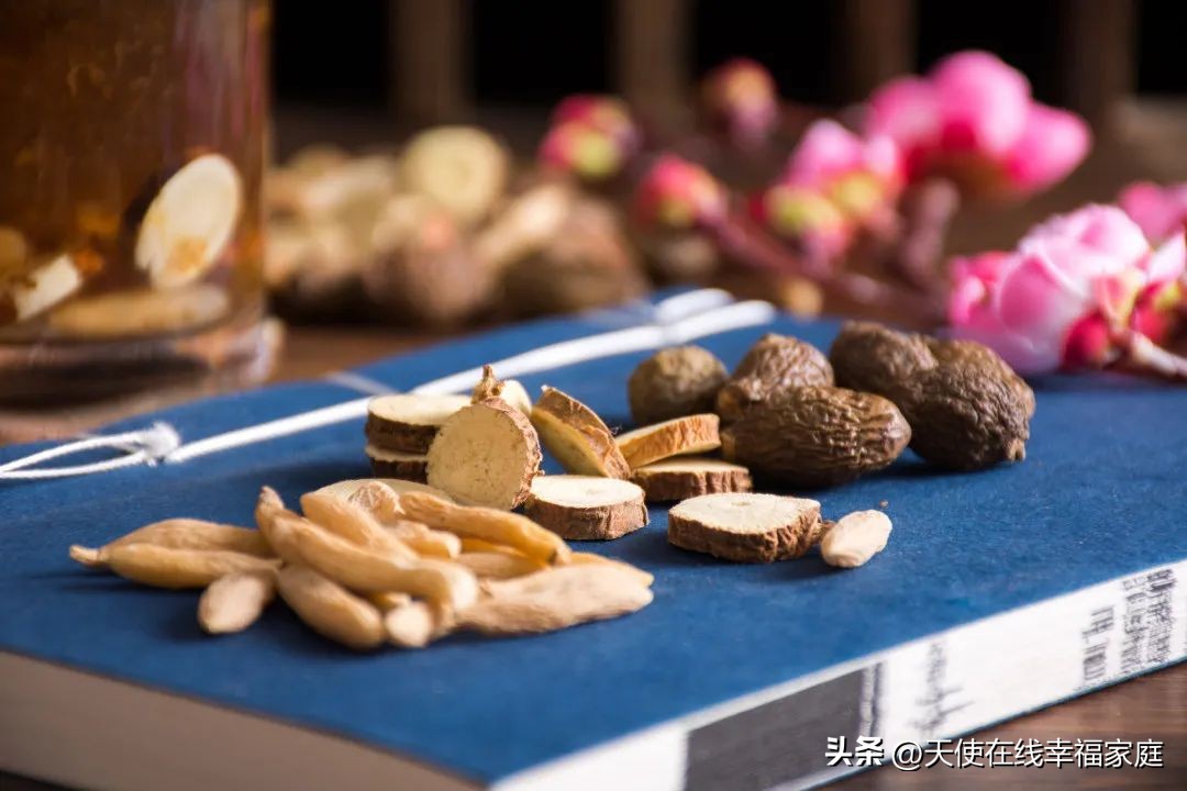 她是深圳机场最早一批建设者，常吃消炎片，为何最后爱上了中医？