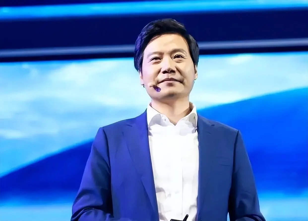 雷军“用力太猛”，一级能效空调低至1899元，2匹空调才卖2349元