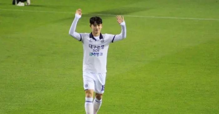 小狼狗腹肌全部视频,小狼狗的腹肌八块