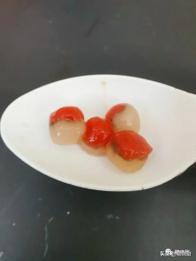 喝了十个品牌，三十款奶茶，终于找到了夏天的“解药”