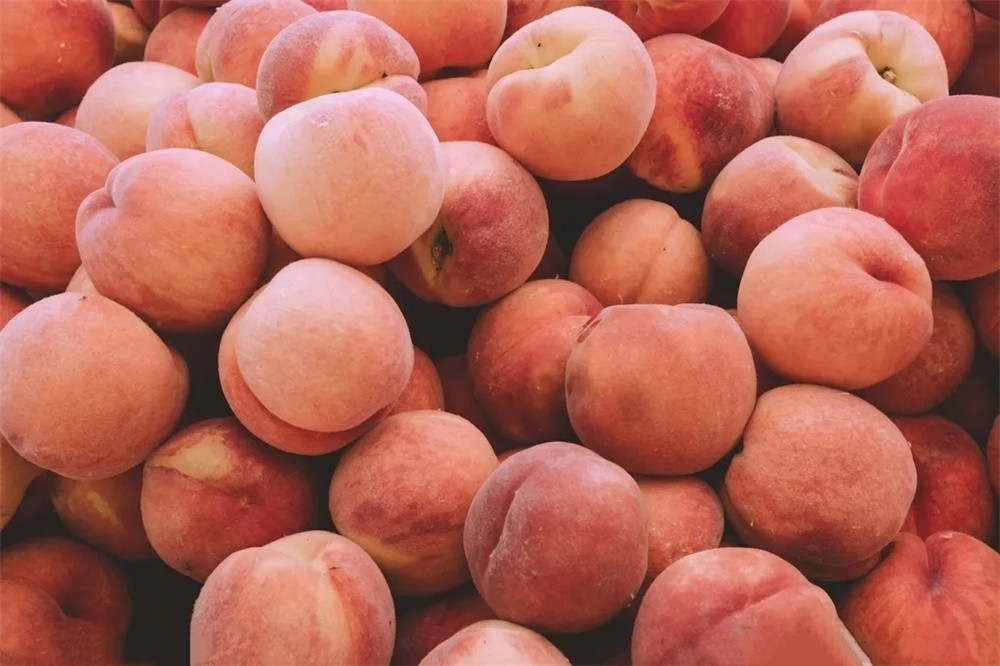 挑选桃子的正确方式,你知道如何正确挑选水果吗