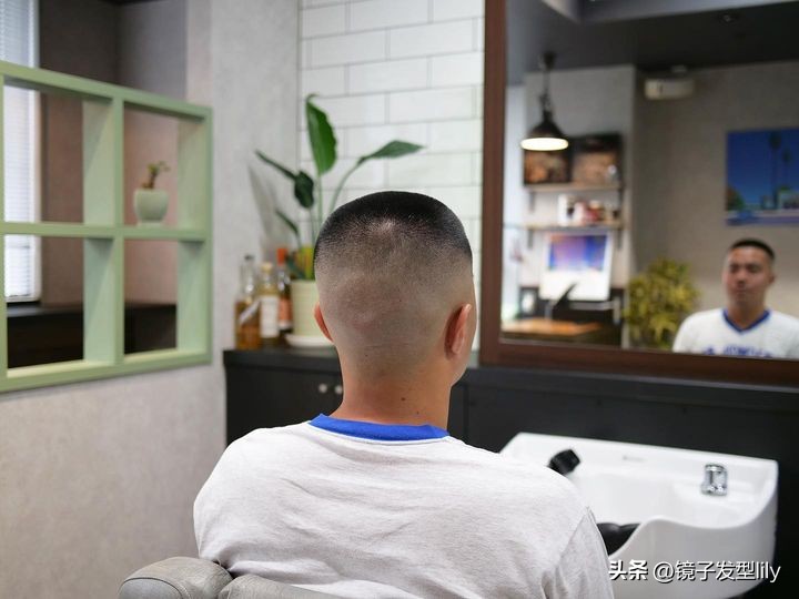 2019流行清爽男发,15款帅气男发精神时尚很百变