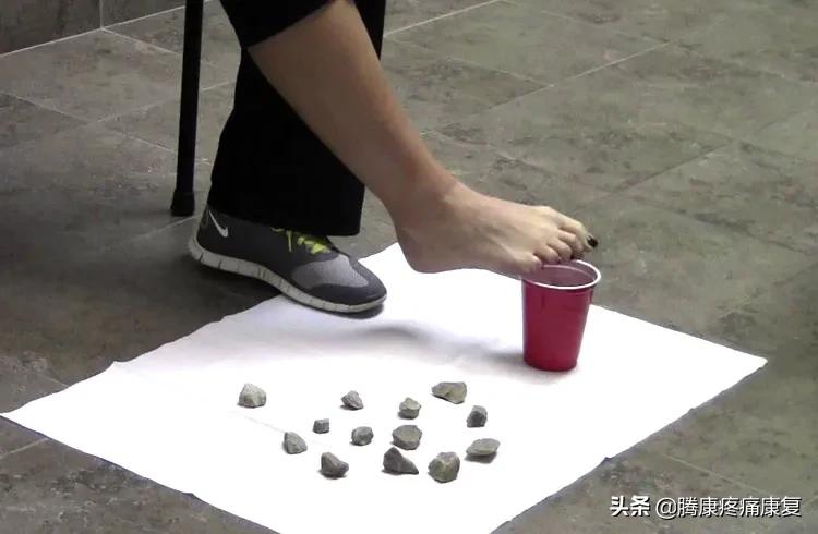 功能性高足弓的练习方式,用什么方法舒缓足弓疼痛