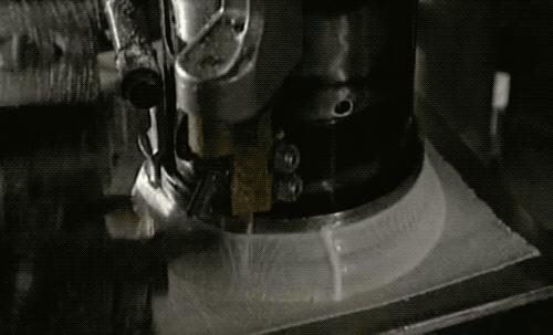 *袜丝**为什么没有缝?连裤*袜丝**又是怎么把两只*袜丝**拼接到一起的?