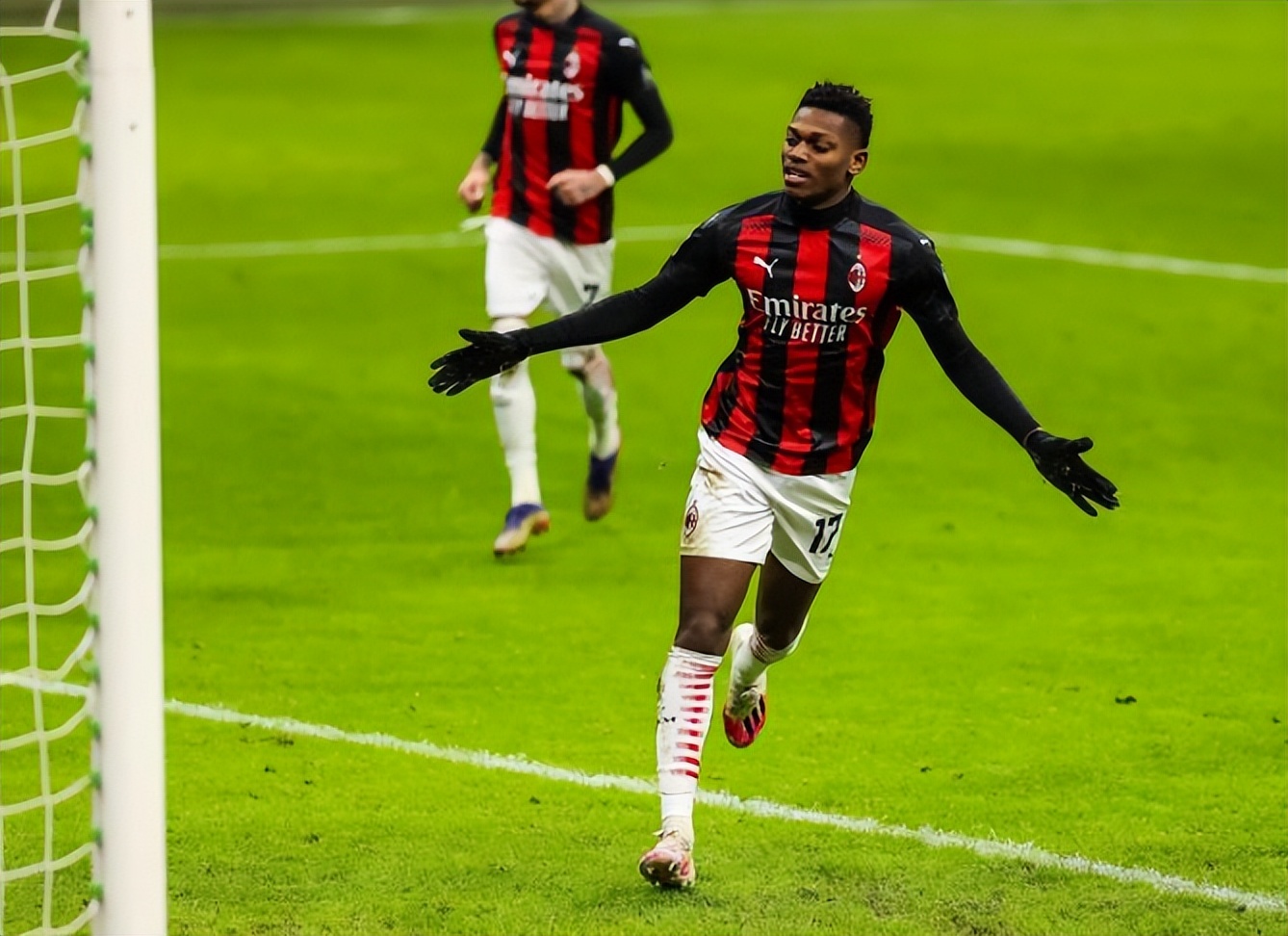 连续10场替补!葡萄牙9000万天才坐穿板凳,堂堂意甲MVP受尽委屈