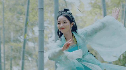 以前的轻功和现在的轻功,以前的轻功vs现在的轻功小视频