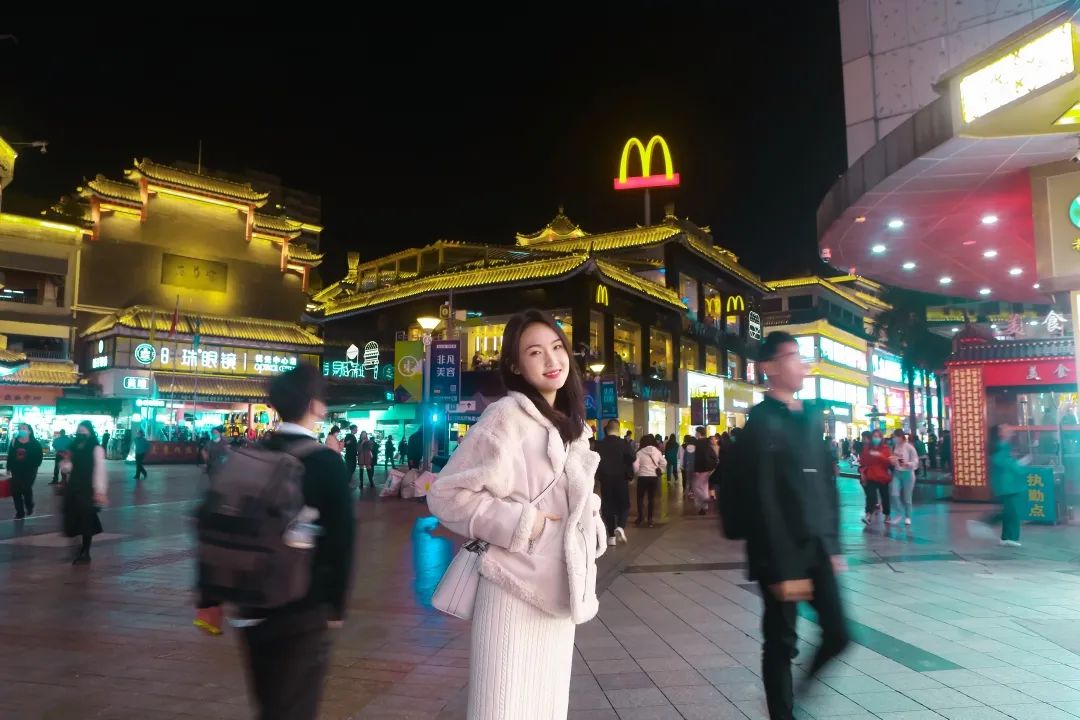 罗湖夜间游玩景点攻略大全,深圳罗湖八大必去免费景点室内