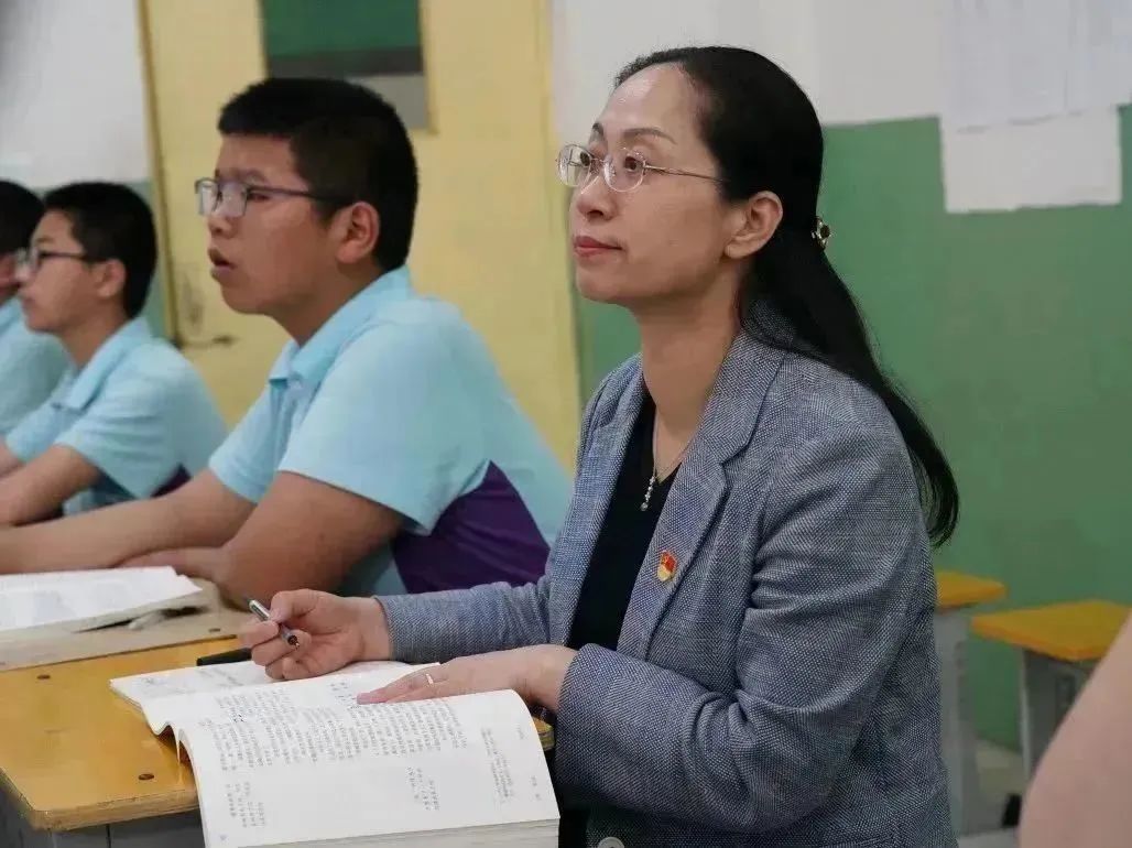 裴红霞校长工作室,石家庄外国语学校校长裴红霞