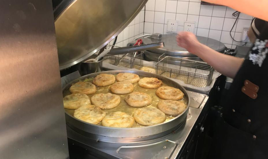 6元一杯的美式咖啡,6元一杯的咖啡店铺