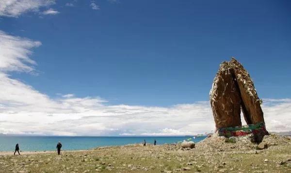 西藏无人区旅游攻略,2021西藏必火的7个旅行地此生必去