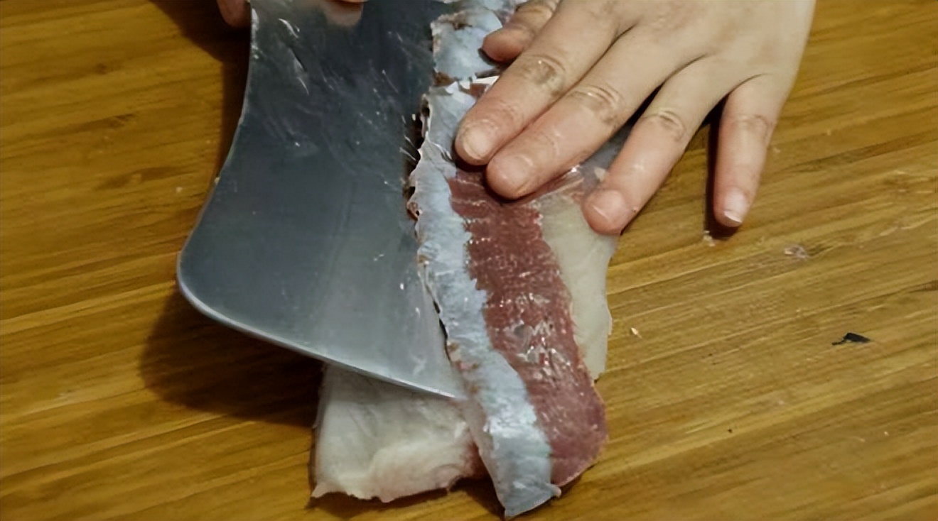 吃鱼把尾巴扔掉,怎样做鱼尾巴