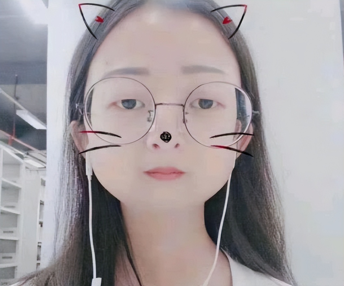 43斤女孩吴花燕离世校方怎么回应,43斤女孩吴花燕病前照片