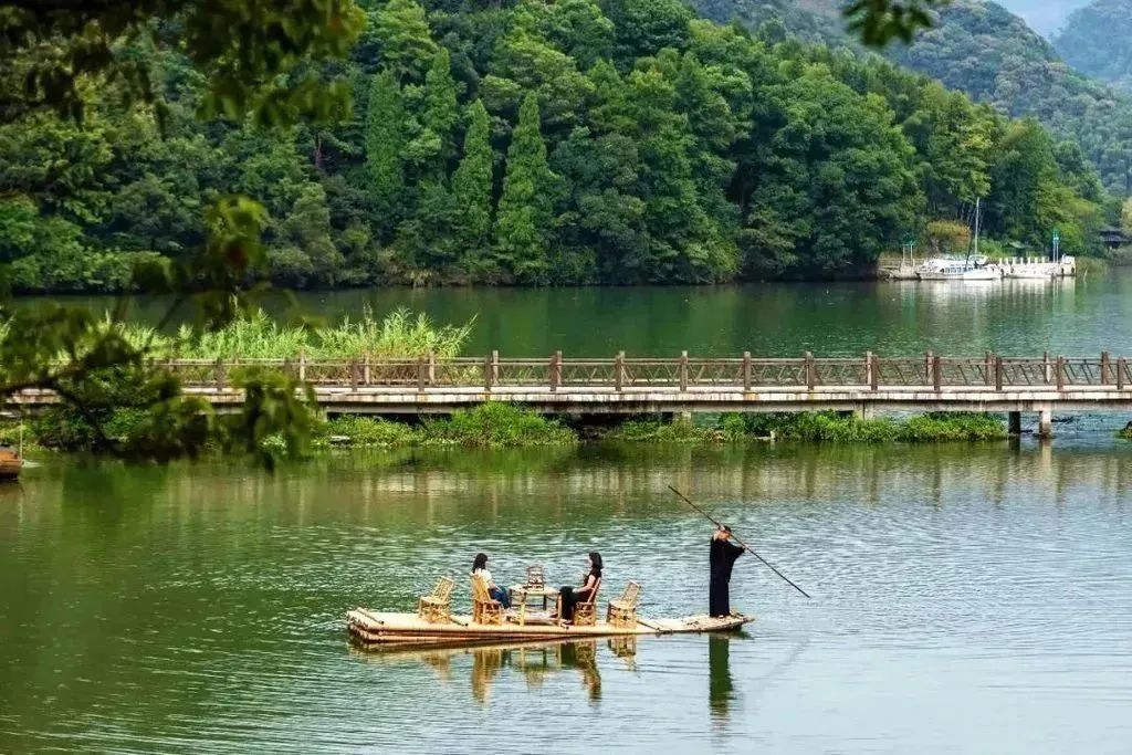 云雾缭绕人间仙境富春山居图,富春山居图旅游