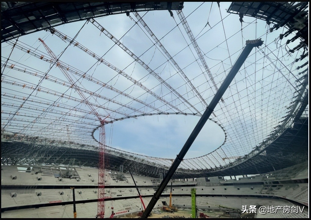 西安国际足球中心谁建的,华润置地代建西安陆港医院项目