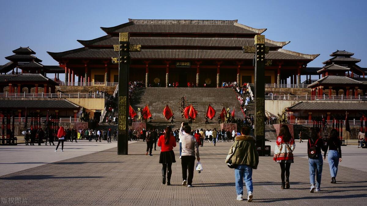 亚洲最大影视城,浙江东阳横店影视城东方好莱坞