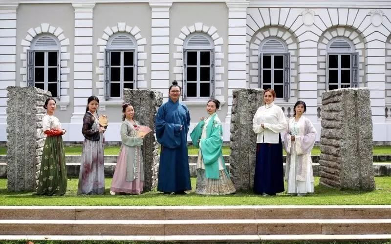 新加坡人说新加坡生活真实状况,关于新加坡的十个事实