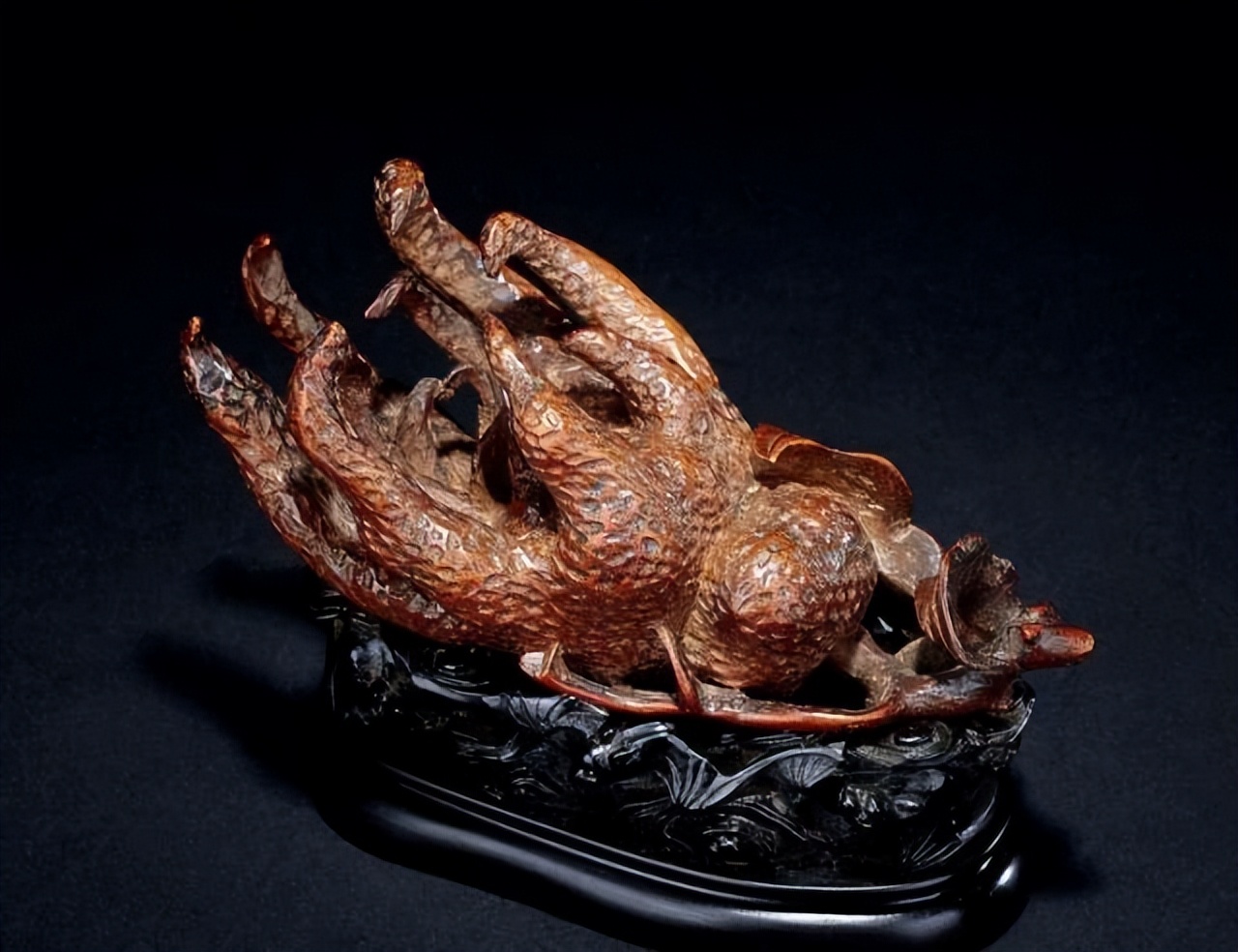 逆天竹根雕变废为宝,竹根雕金蟾这才是真正的变废为宝