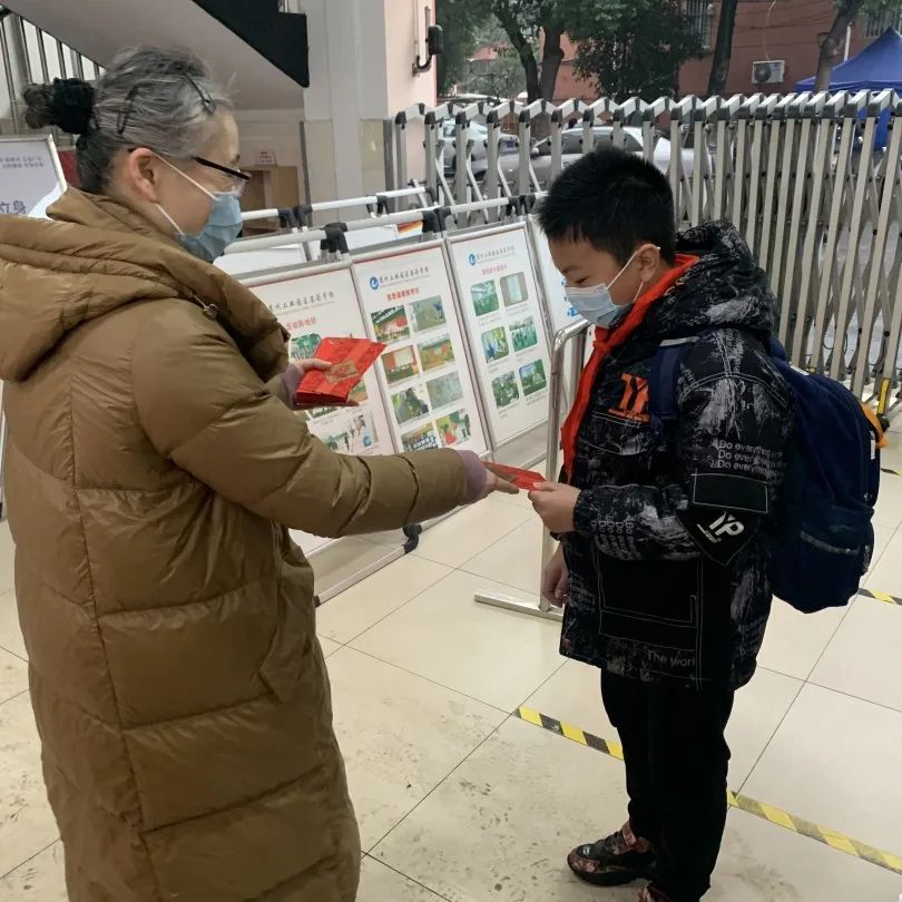 开学第一天苏州工业园,苏州娄葑学校开学