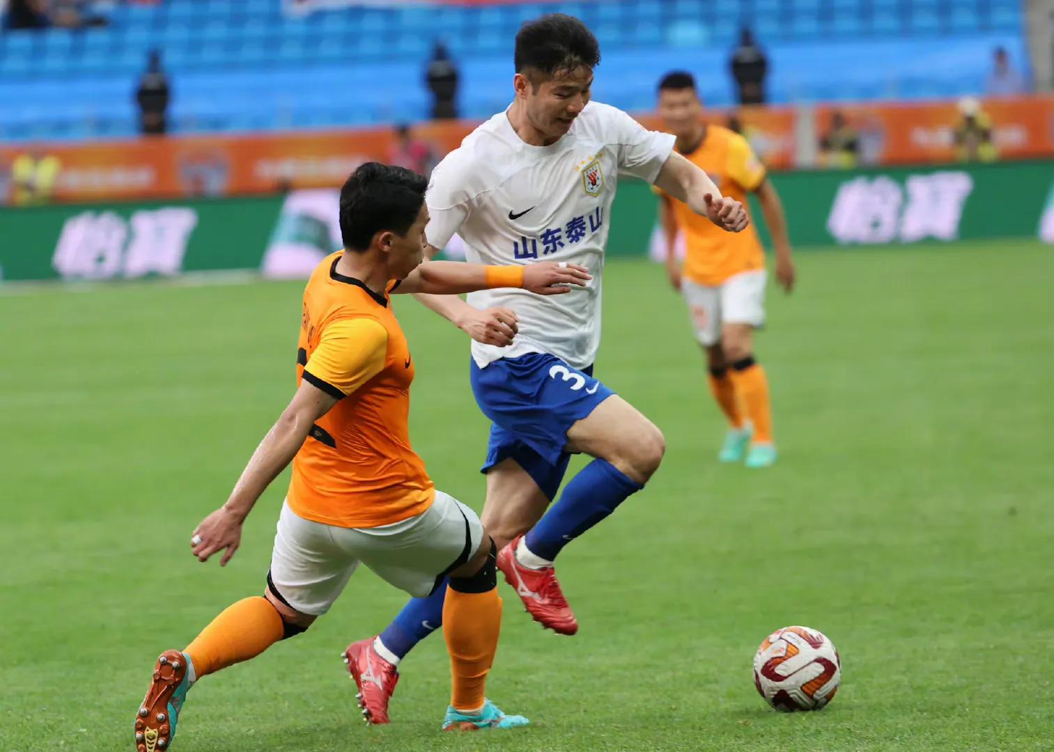 中超山东泰山vs沧州雄狮刘彬彬,鲁能刘彬彬绝杀江苏集锦