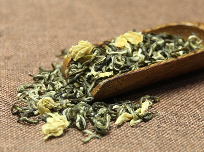 碧潭飘雪是凉性还是热性,飘雪属于什么茶