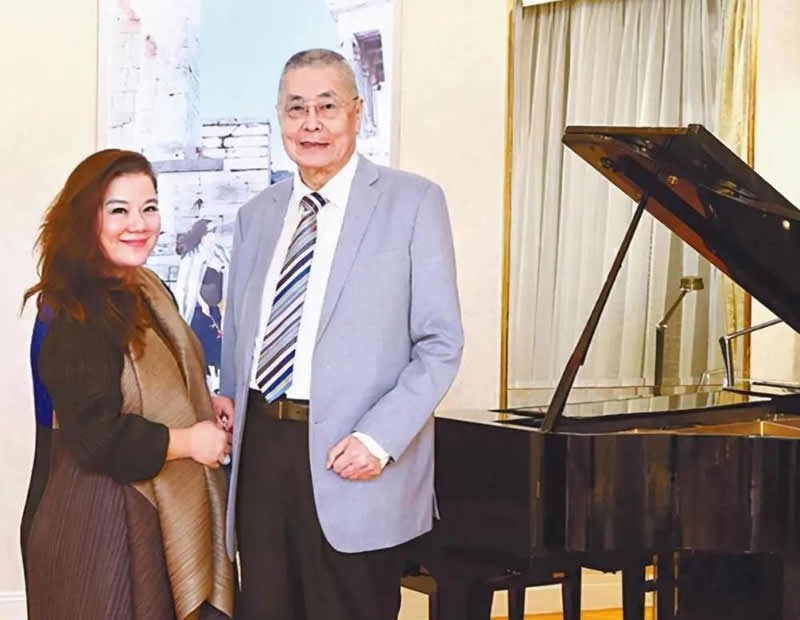 国宝级钢琴家刘诗昆现任老婆,钢琴家刘诗昆最近婚姻状况