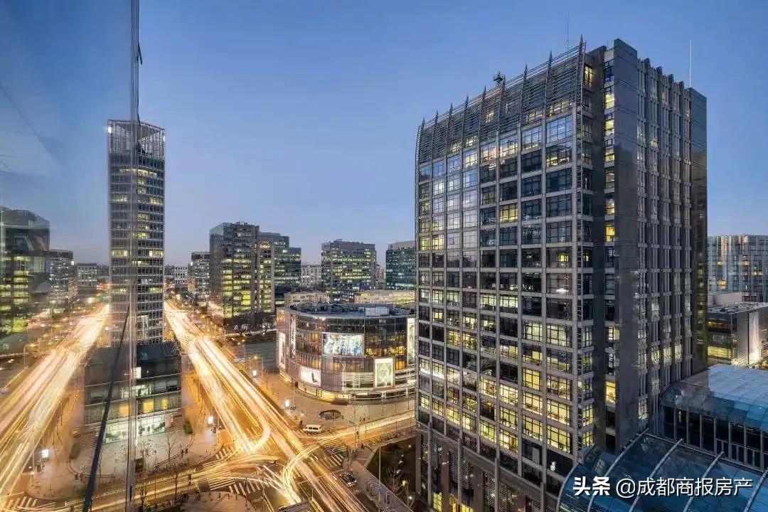 70年产权公寓的利弊,南宁70平loft复式公寓70年产权