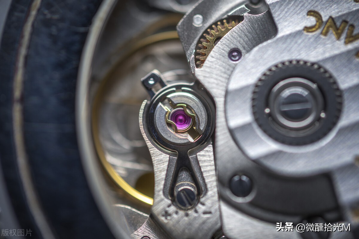 瑞士夜光全自动机械手表价格,60年代瑞士各种手表价格表