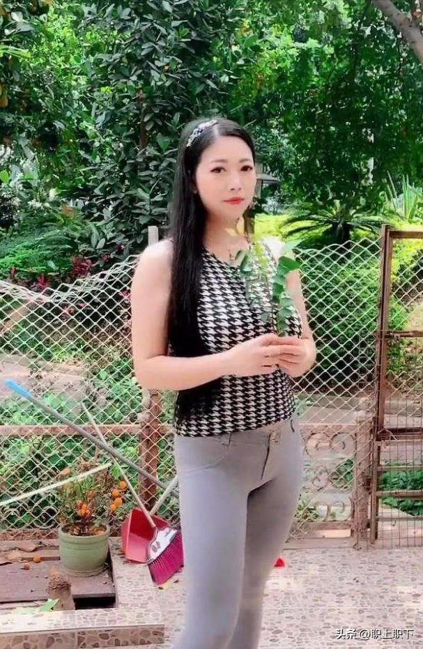 湖南邵阳夫妇在乡场镇给老人拍照月入过万,农村创业有五个风口