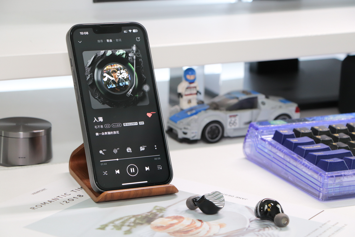 惠威AW-75耳机试听,惠威蓝牙耳机aw-85怎么样