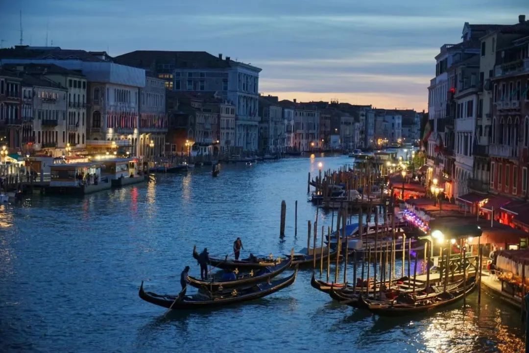 如果你认识建筑系幸周澜屹……