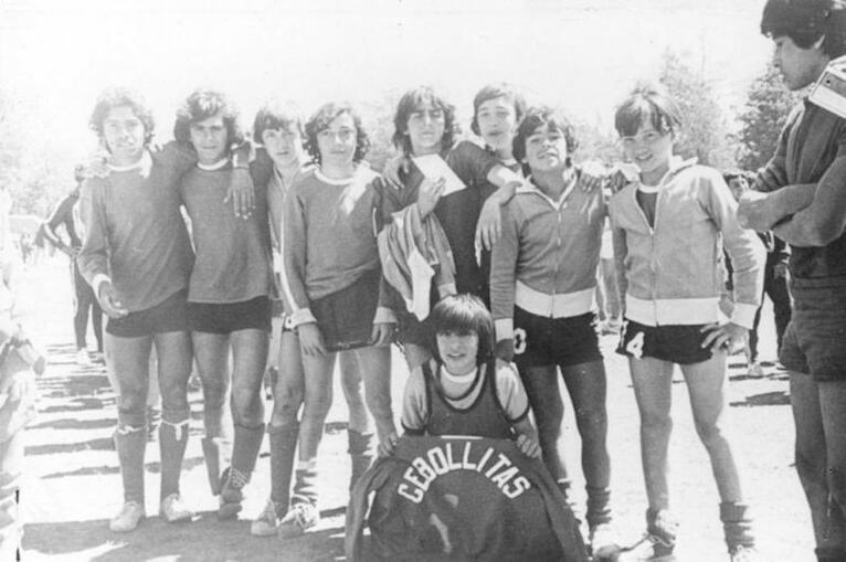 2010年马拉多纳争议,马拉多纳去世有多轰动