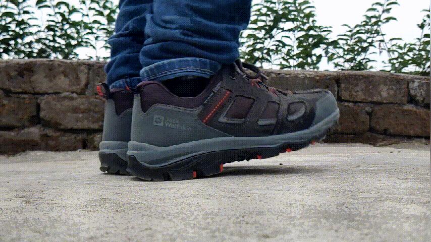 防水防油抓地力强的鞋,防水抓地性强而且轻的鞋