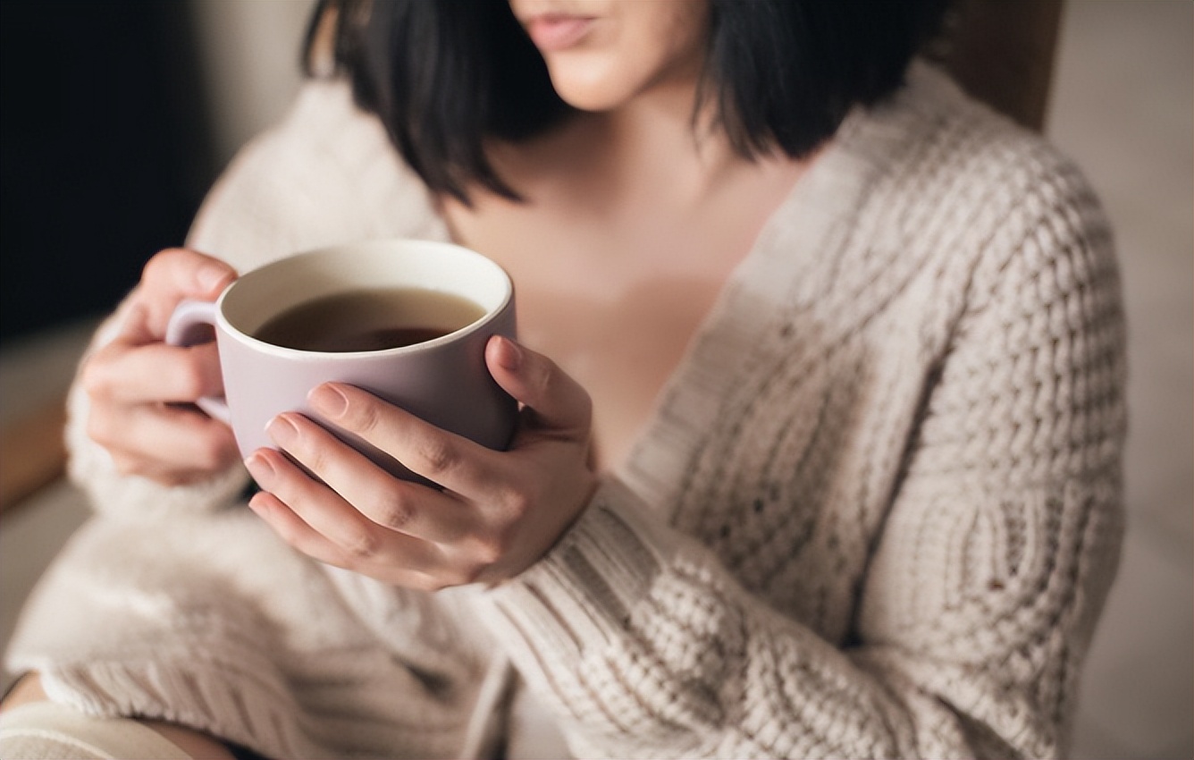 喝茶预防癌症的最佳茶温是多少,长期喝什么茶对癌症有危险